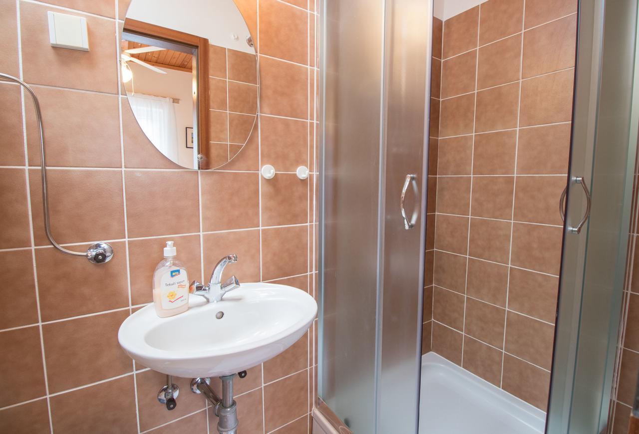 Rooms Sofija Селце Экстерьер фото